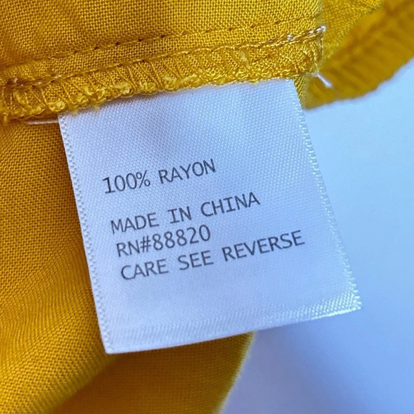 C&C California Blouse Top Women Size 1X Embroidered Floral Peasant Mustard - Picture 5 of 10